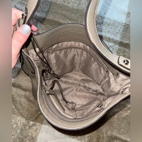 Michael Kors taupe handbag/shoulder bag - Picture 4 of 4